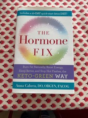 The Hormone Fix by Anna Cabeca - White Cover with Rainbow Accent
